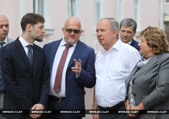 
  Памятное гашение почтового конверта с маркой "День белорусской письменности" состоялось в Полоцке  
 
