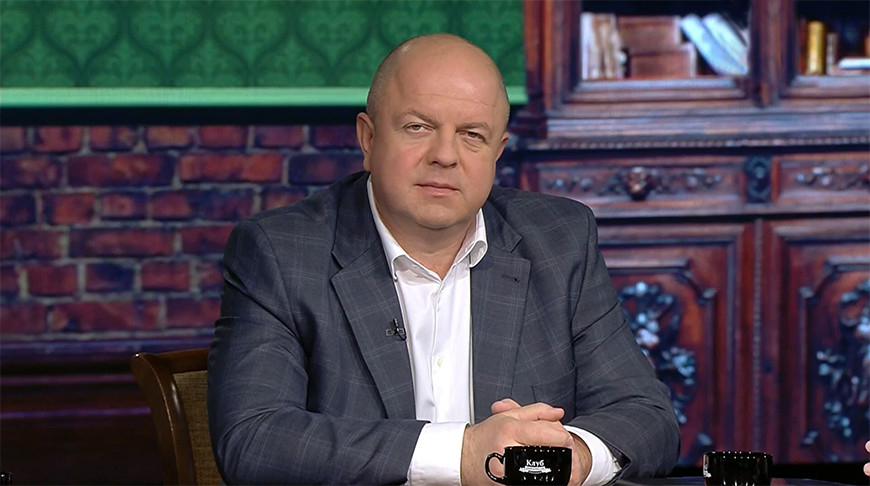 Дмитрий Жук: Беларусь ищет выгодный вариант развития для себя, а не для Запада или Востока
