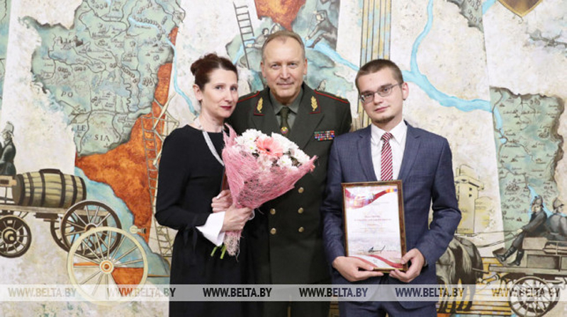 Пераможцаў конкурсу МНС для журналістаў  узнагародзілі ў Мінску
